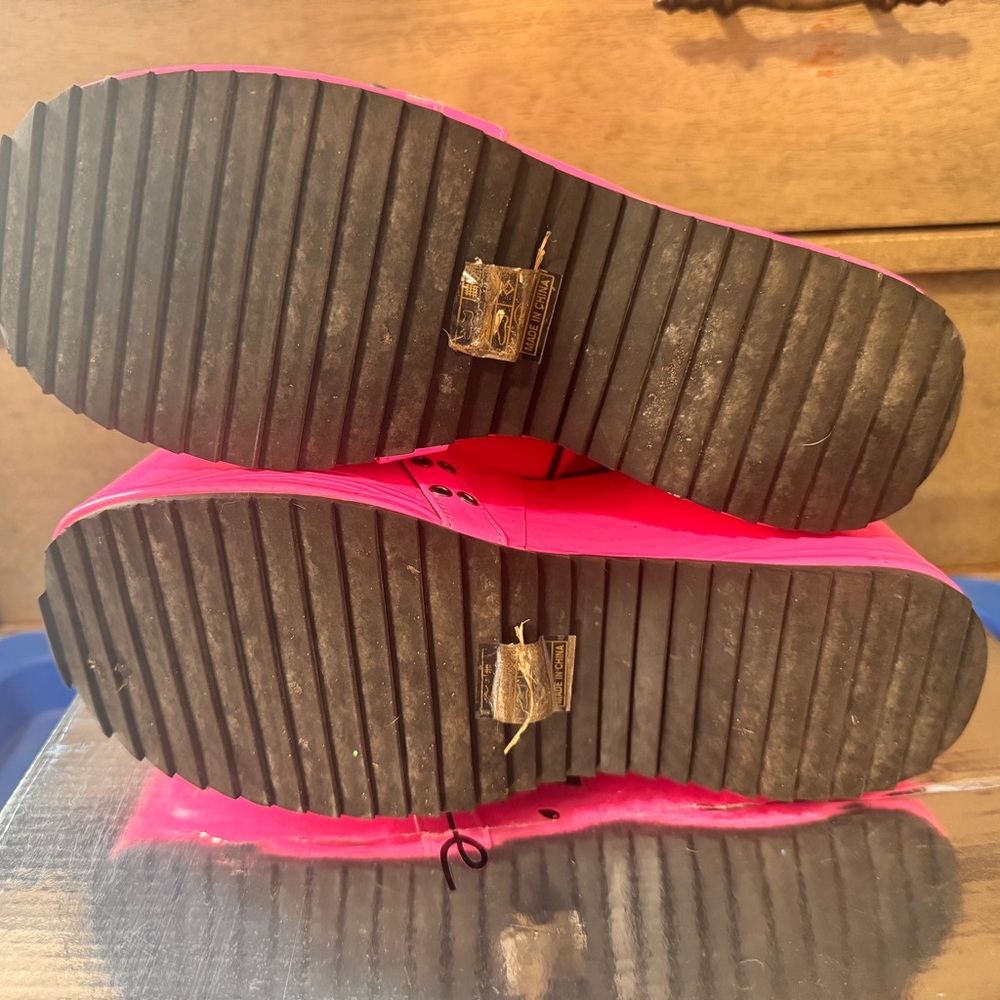 Vibrant Pink Platform Ankle Boots - Picture 7 of 8